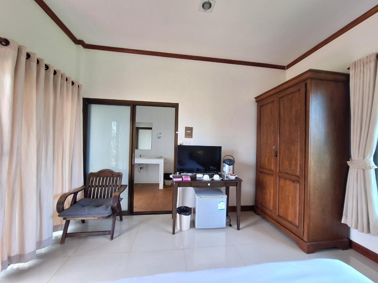 Seabreeze @ Koh Mak Hotel Quarto foto